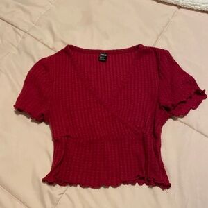 SHEIN Red Ribbed Short Sleeve Blouse with Ruffled Hem